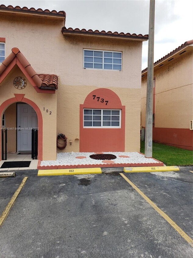 Primary Photo - 7737 W 29th Ln