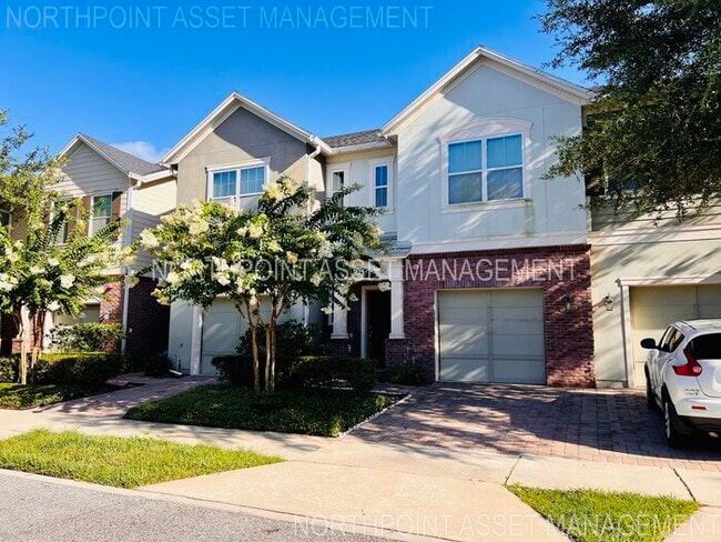 Gorgeous 3 bedroom, 2½ bath, 2 STORY townhome - Gorgeous 3 bedroom, 2½ bath, 2 STORY townhome