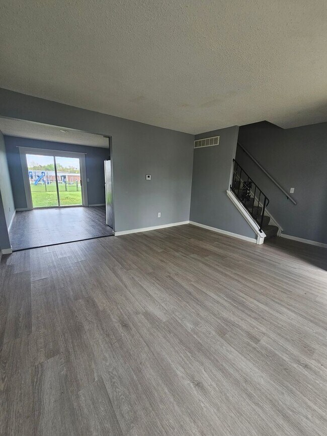 Foto del edificio - 5415 N Linwood Ave