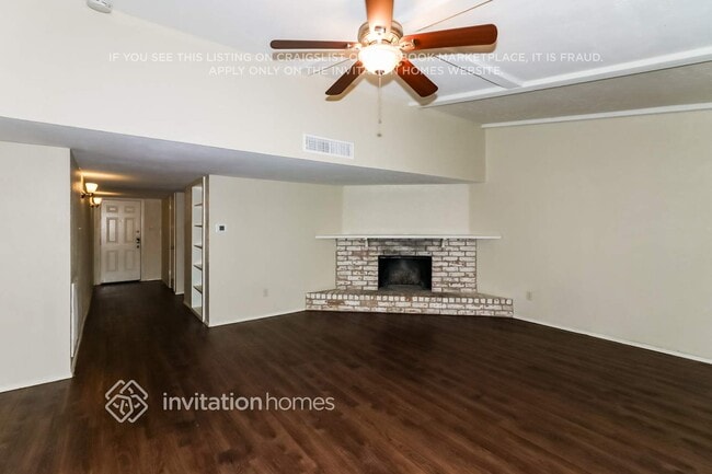 Foto del edificio - 3811 Coltwood Dr