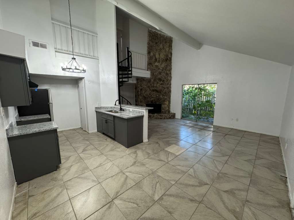 Foto del edificio - 12347 W Village Dr