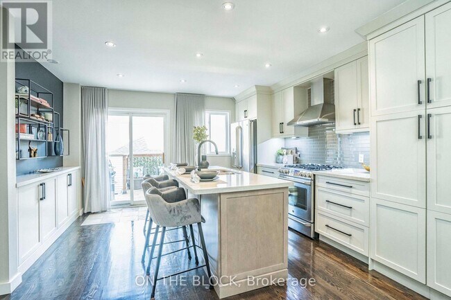 Photo du bâtiment - 49 Leslie St