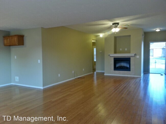 Foto del edificio - 4 br, 2 bath House - 5450 W. Basswood Ct