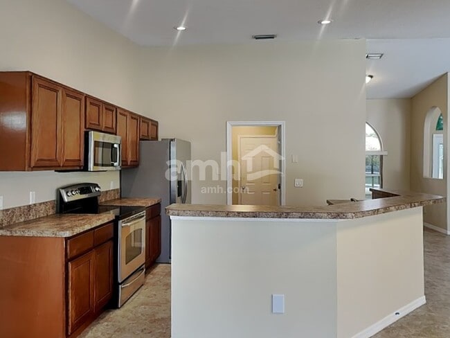 Foto del edificio - 3029 SE Wake Rd