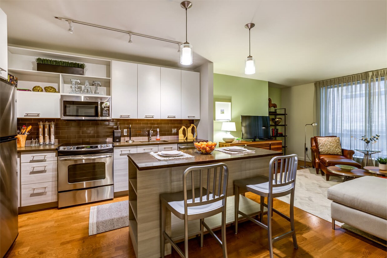Foto principal - 661 Washington St
