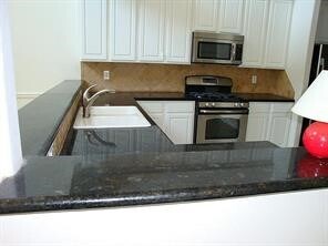 Building Photo - 4639 Cashel Cir