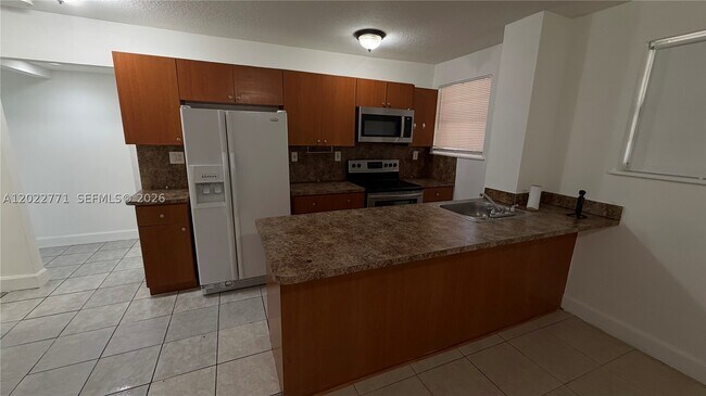 Foto del edificio - 14180 NW 22nd Pl