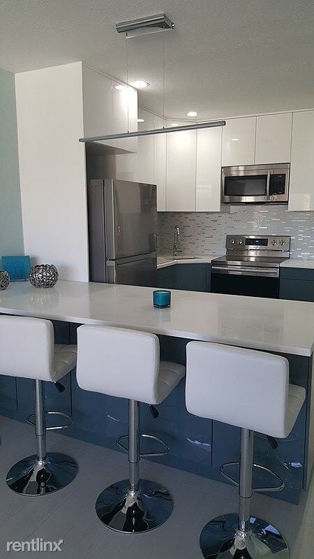Building Photo - 2 br, 2 bath Condo - 4627 Bougainvilla Drive