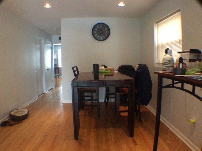 Foto del edificio - 5333 W Sunnyside Ave