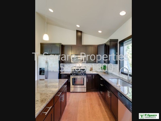 Building Photo - 278 Dundee Dr