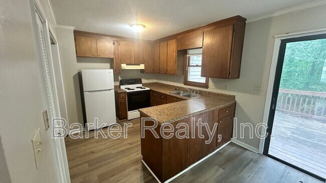 Building Photo - 4609-A Lavista Court