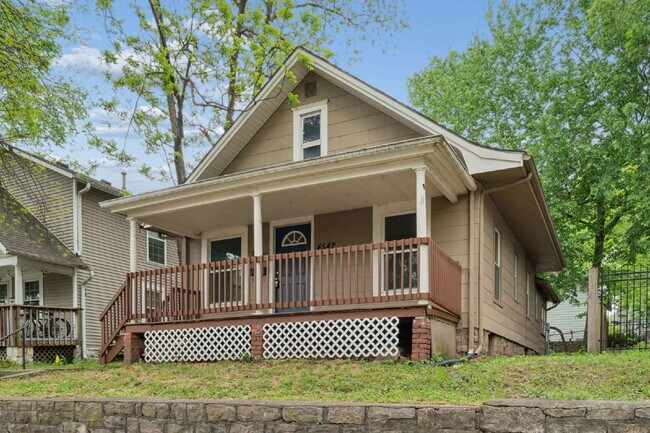 Foto del edificio - Charming 2-Bedroom Home! FIRST MONTH FREE!