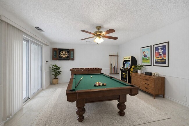 Foto del edificio - 3609 Brookshire Dr