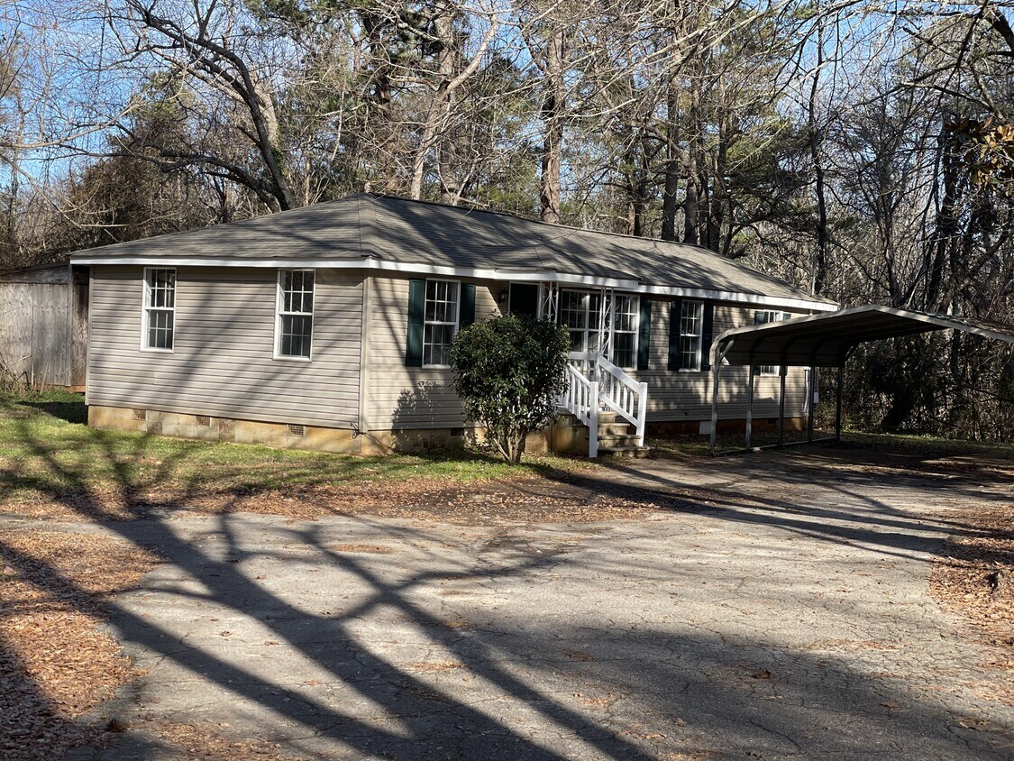 Primary Photo - 5412 Whitehall Rd