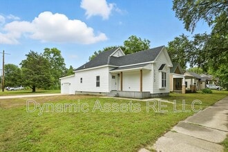 Building Photo - 1312 N Grand St