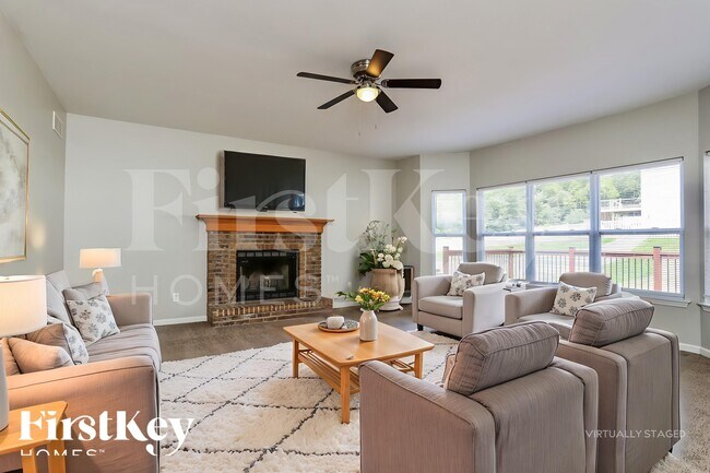 Foto del edificio - 107 Trailing Oak Ct