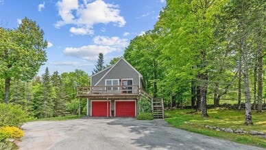 Building Photo - 193 Maple Ln