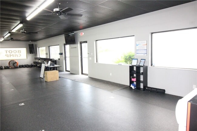 Building Photo - 1418 NY 104