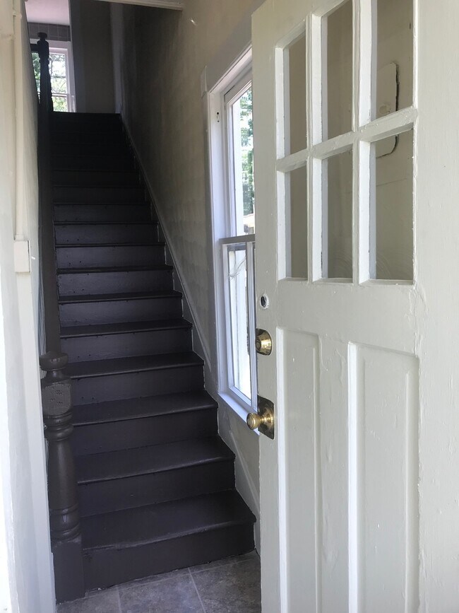 Foto del edificio - 1207 N Craven St