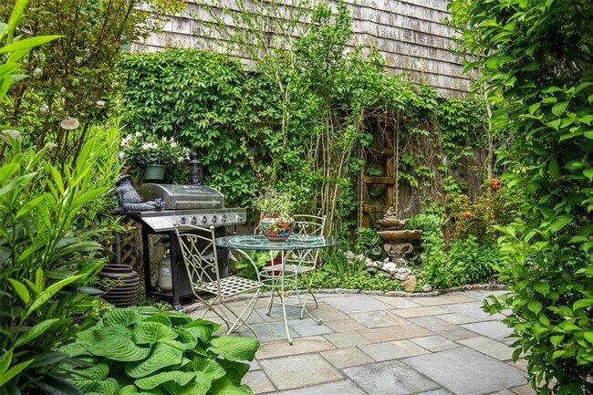 Foto del edificio - 74 3rd St