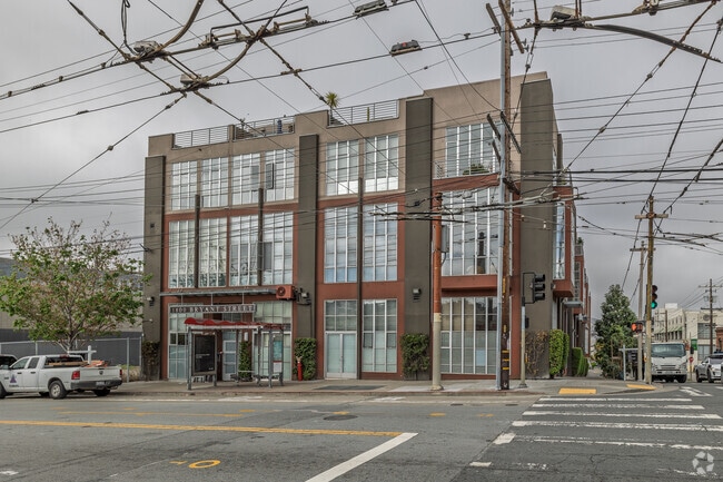 Franklin Square Lofts