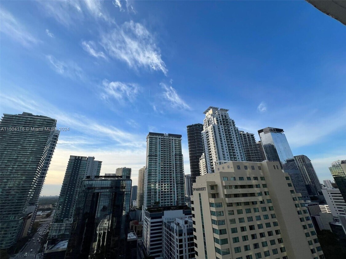 Primary Photo - 1200 Brickell Bay Dr