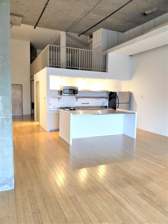 Foto del edificio - 156 Porter St