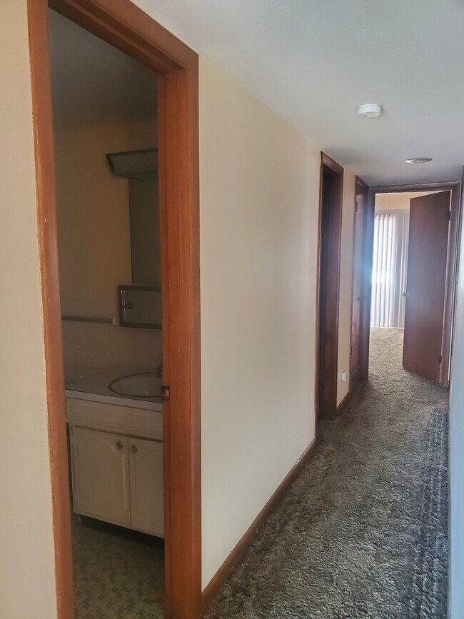 Foto del edificio - 1234 E Elm St