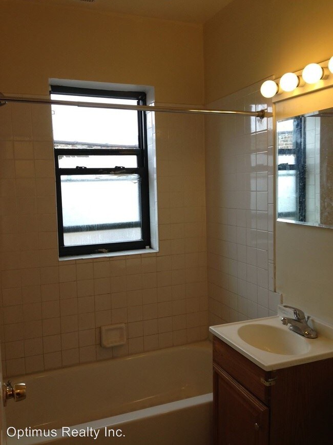Foto del edificio - 4834 W Adams St