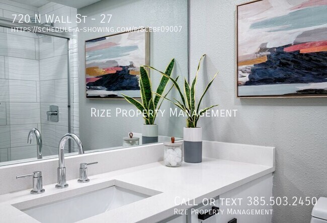 Building Photo - 720 Wall St