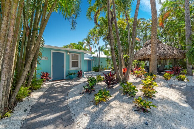 Photo - 2511 NE Pine Ave Apartment