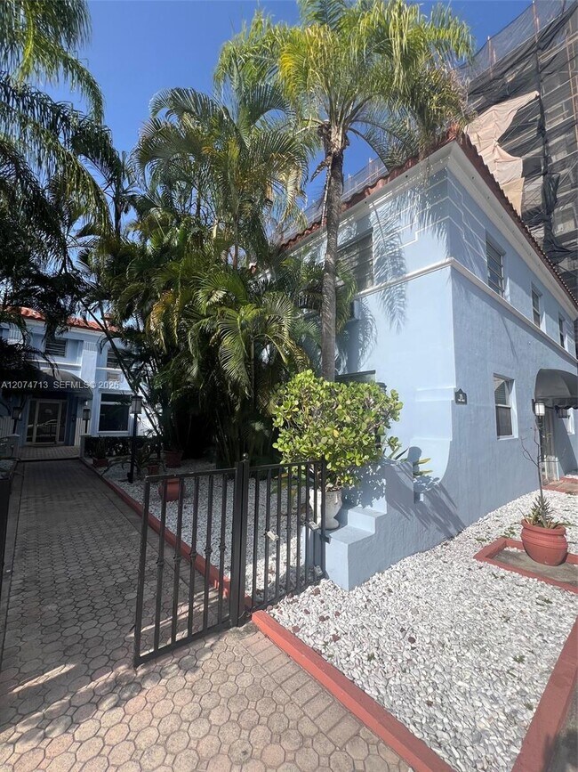 Foto del edificio - 215 30th St