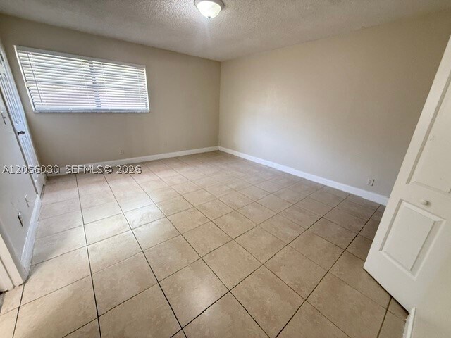 Building Photo - 3750 NW 115th Way
