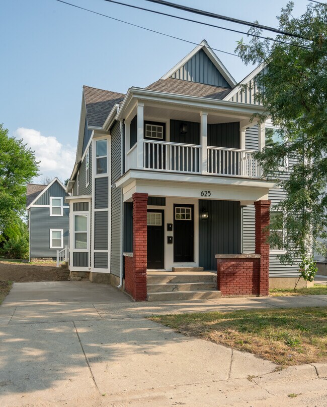 Foto del edificio - 625 3rd St NW