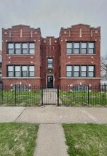 Building Photo - 7300 S May St