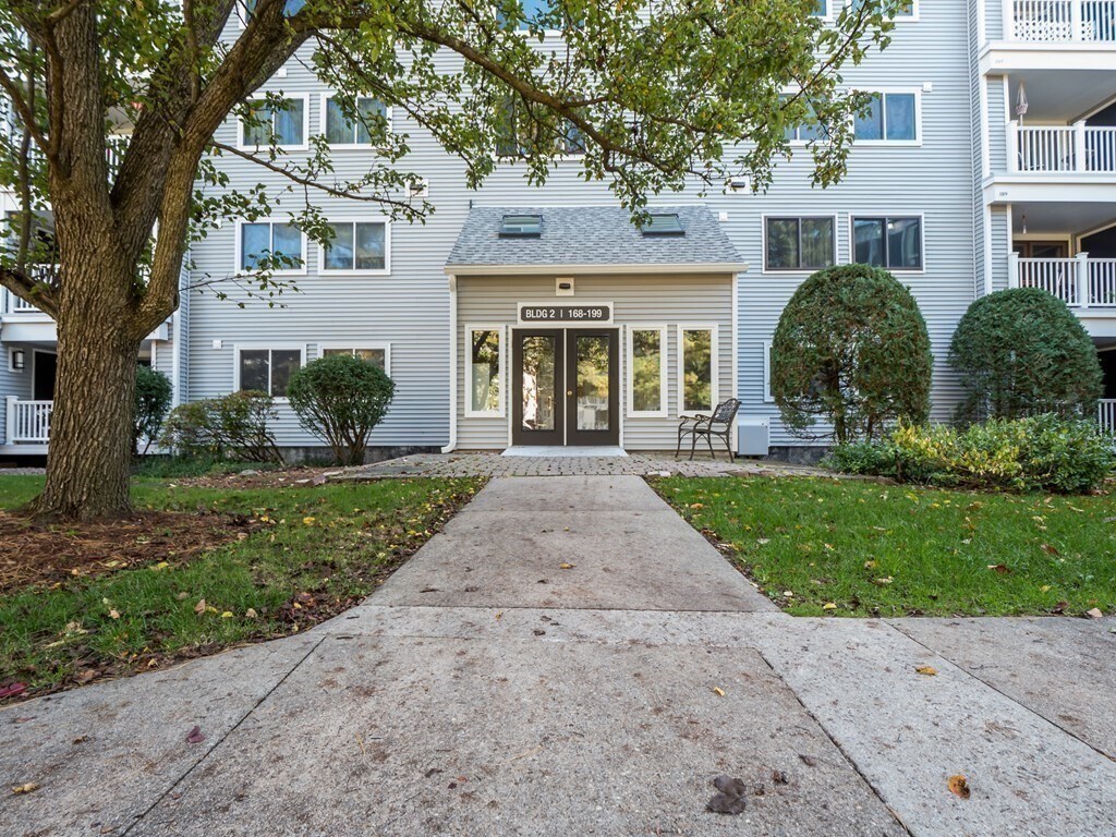Primary Photo - 255 North Rd