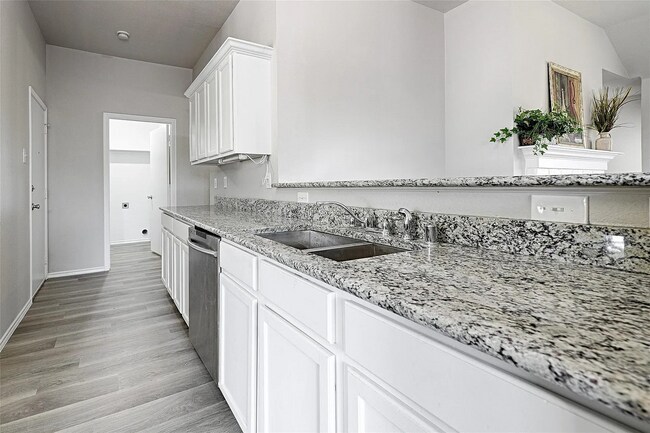 Foto del edificio - 3721 Mountain Ranch Rd