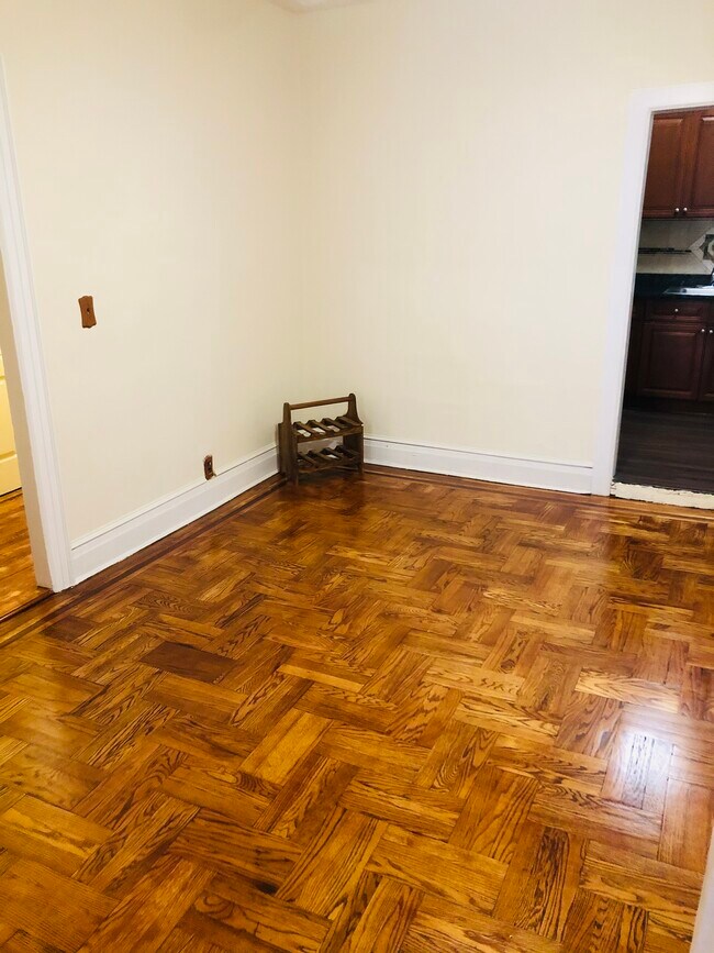 Foto del edificio - 644 W 207th St