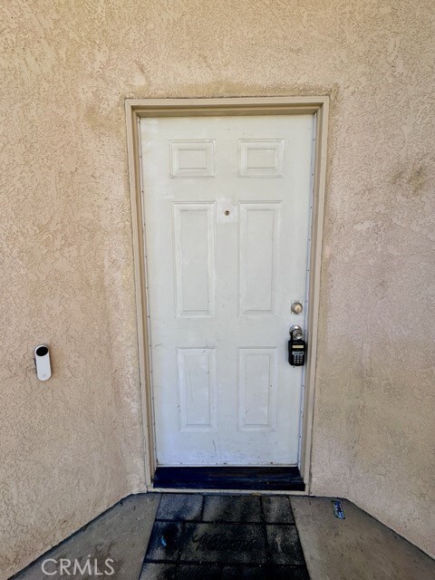 Building Photo - 39789 Via Castana