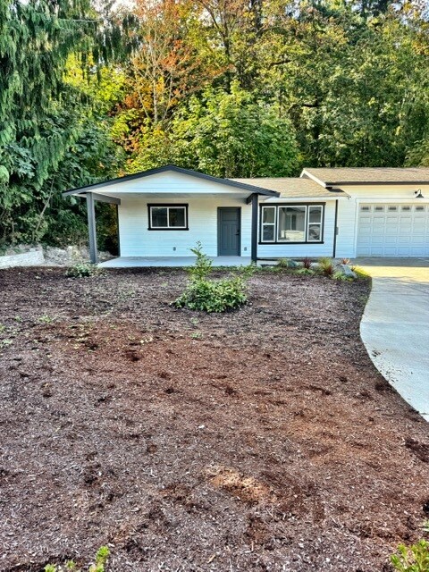 Foto principal - 5960 Watauga Beach Dr E