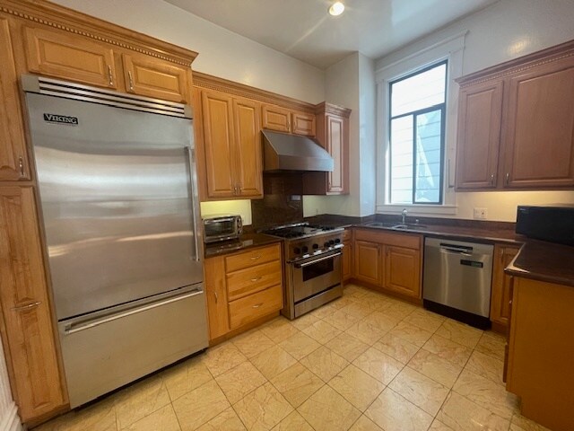 Building Photo - 985 Filbert St