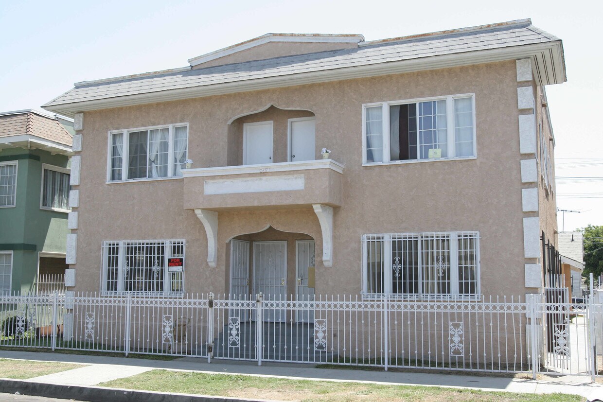 Building Photo - 740 Lime Ave