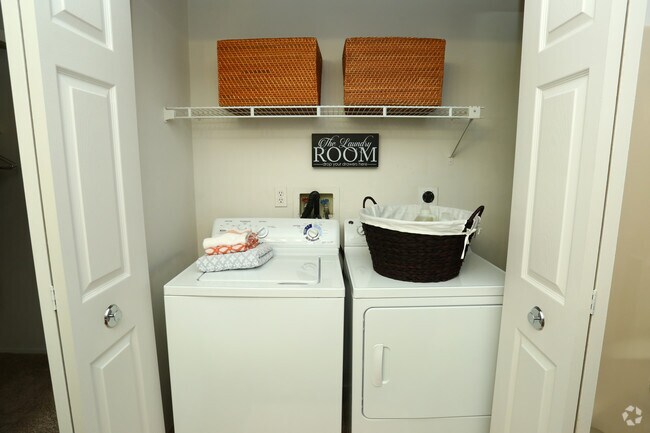 2HAB, 2BA - 1,100 ft², Woods Premium - The Emerson Apartments