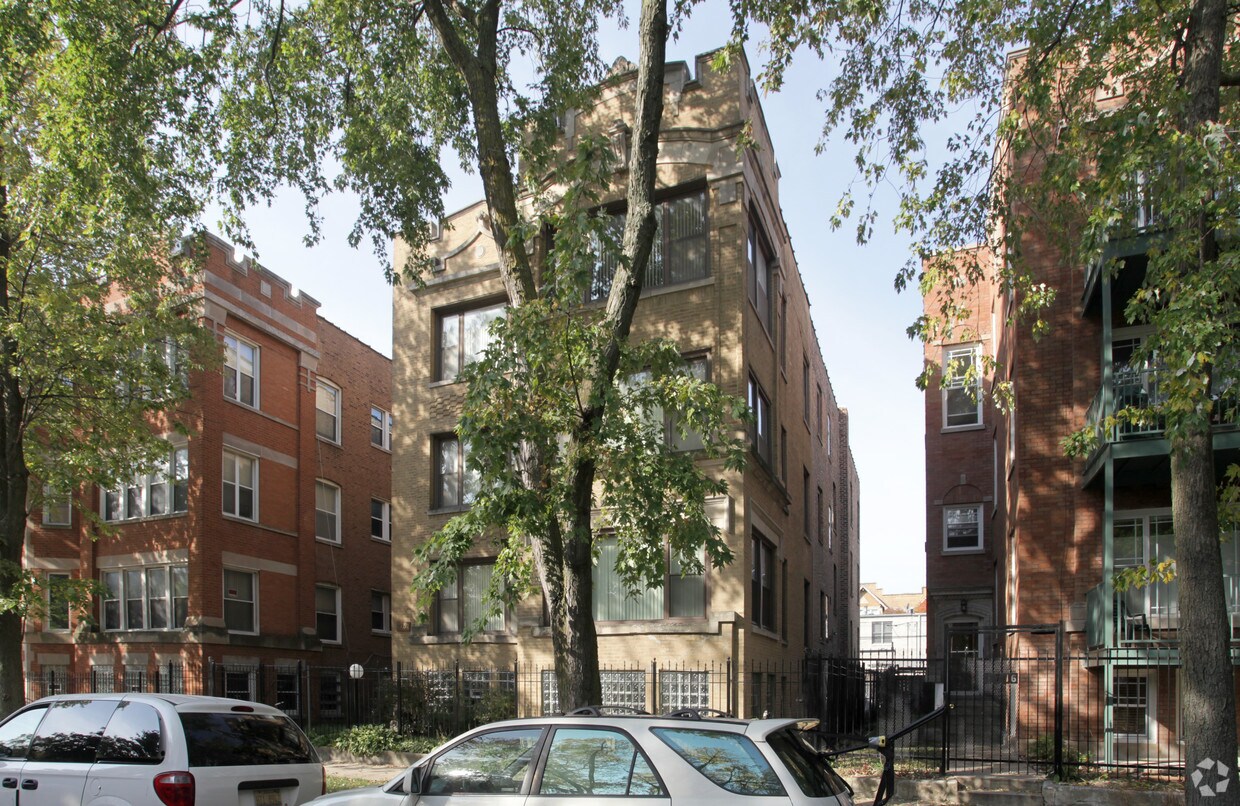 Foto del edificio - 4752 S Ellis Ave