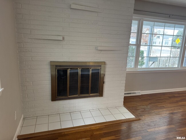 Foto del edificio - 3319 N Marquette St