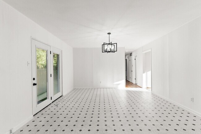 Foto del edificio - 26 Frostwood Dr