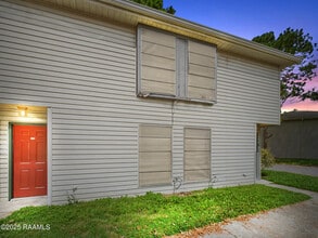 Building Photo - 201 High Meadows Blvd