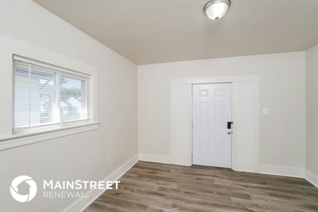 Building Photo - 211 N 32nd St