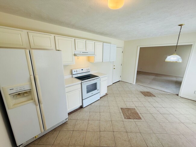 Foto del edificio - 104 Liberty Ct