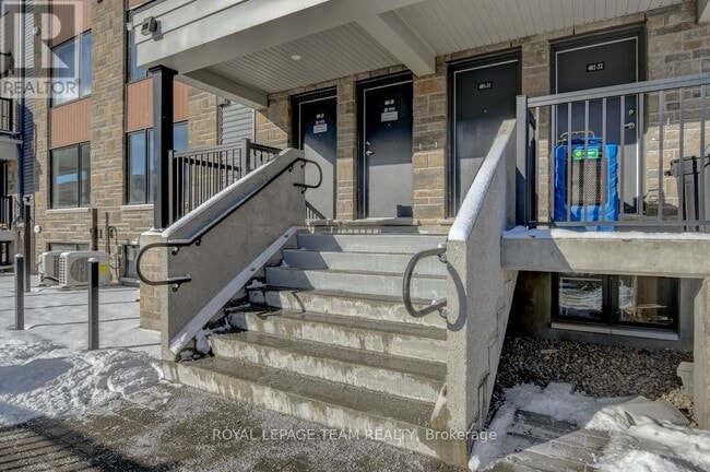 Building Photo - 401 Glenroy Gilbert Dr